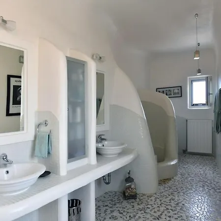 Paros Sleeps 12 Pool Air Con * Páros
