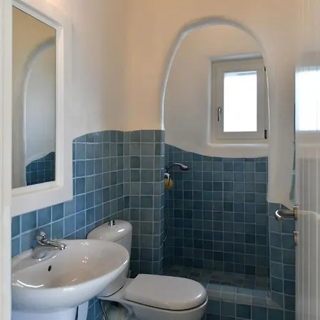 Paros Sleeps 12 Pool Air Con Villa
