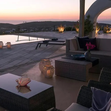 Paros Sleeps 12 Pool Air Con *