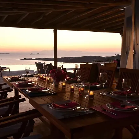 Paros Sleeps 12 Pool Air Con Villa *